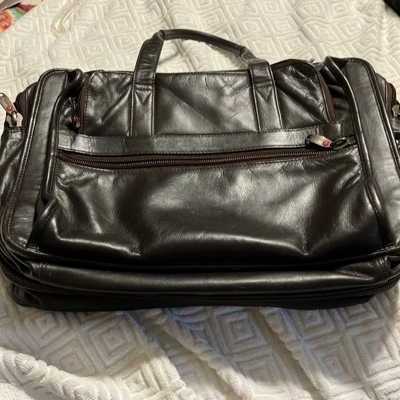 Winn International Bags Vintage Winn International Dark Brown